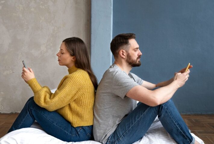 NEEDING SPACE IN A RELATIONSHIP – WHAT DOES IT MEAN AND WHAT ARE SIGNS?